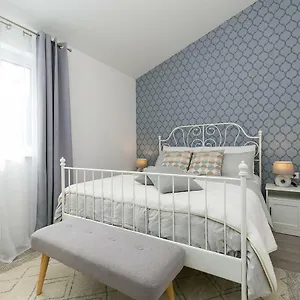  Apartment Dream